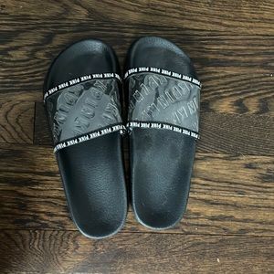 Victoria Secret/Pink slides size 8